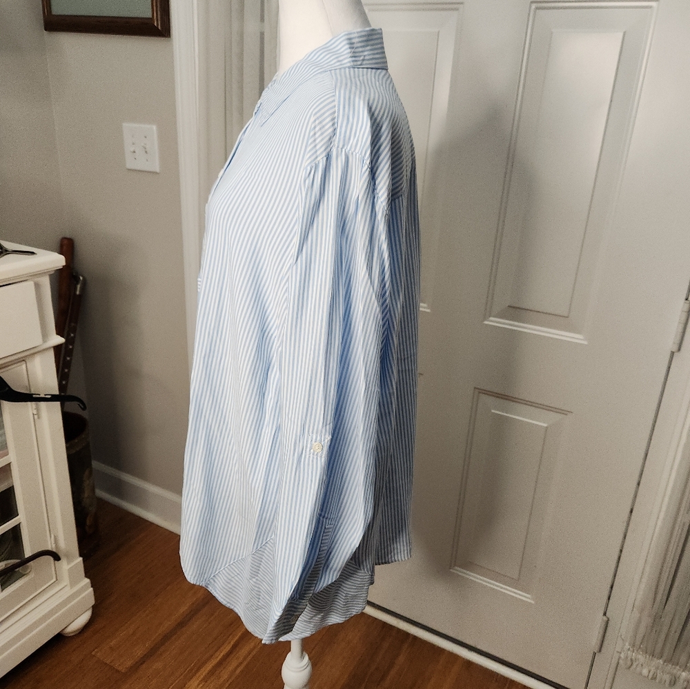 Premise Studio Woman Blue and White Roll Up Sleeves Size 1X Plus - Picture 2 of 8